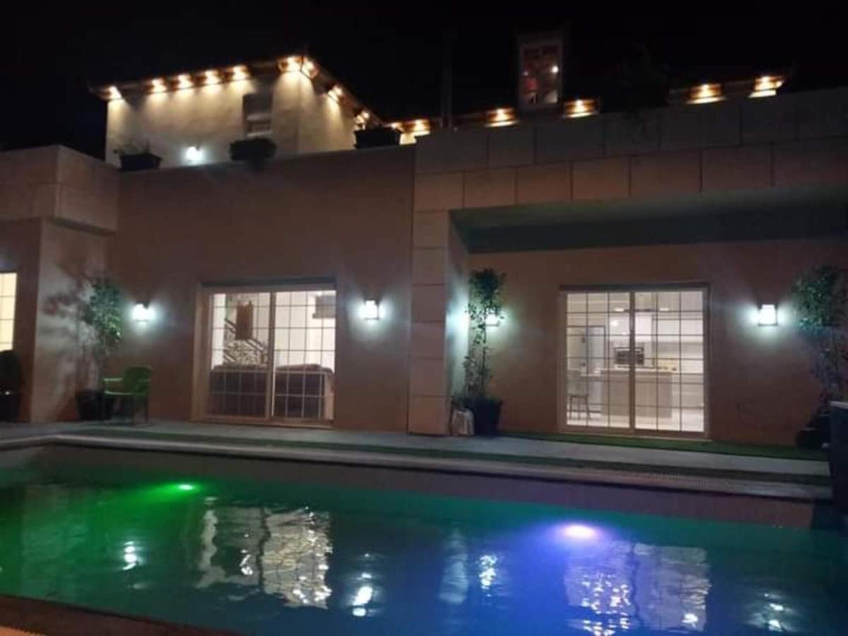 Villa Zee Μάνταμπα Εξωτερικό φωτογραφία